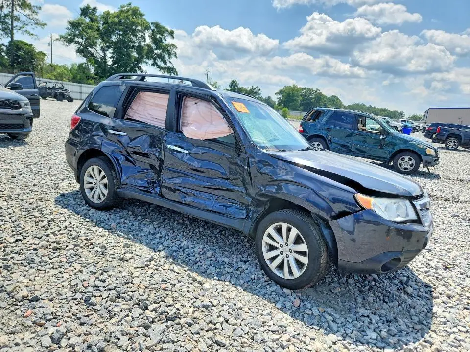 2012 SUBARU FORESTER LIMITED  