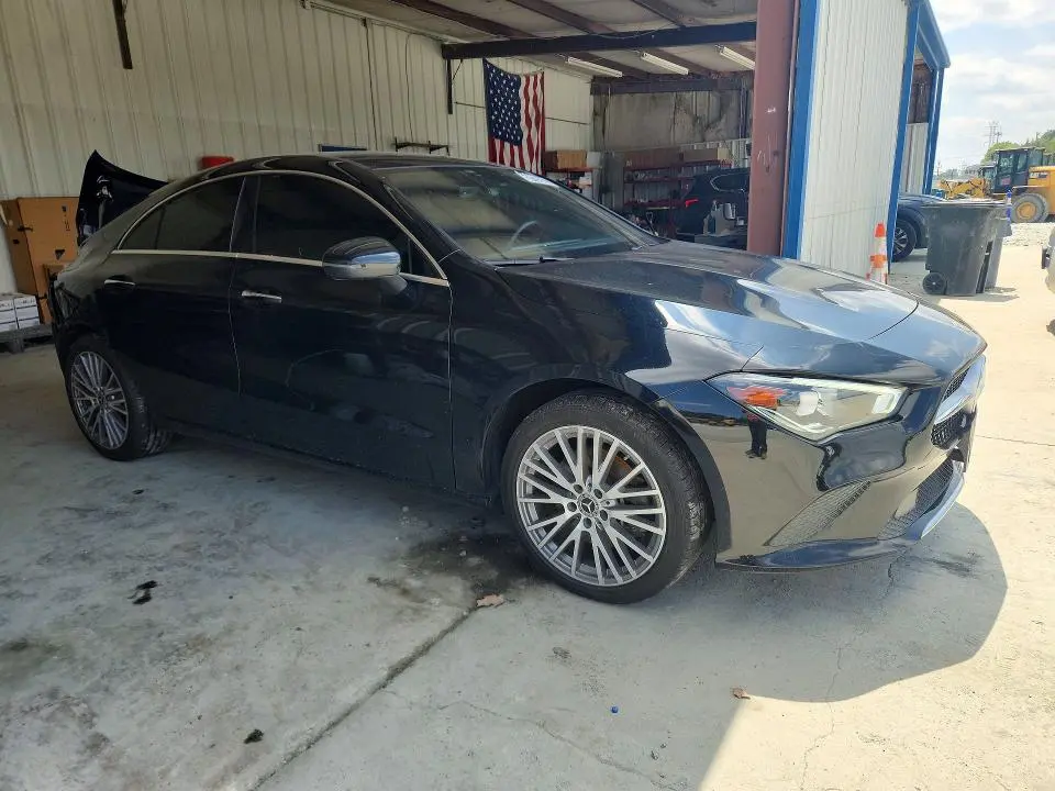 2022 MERCEDES-BENZ CLA 250 4MATIC  