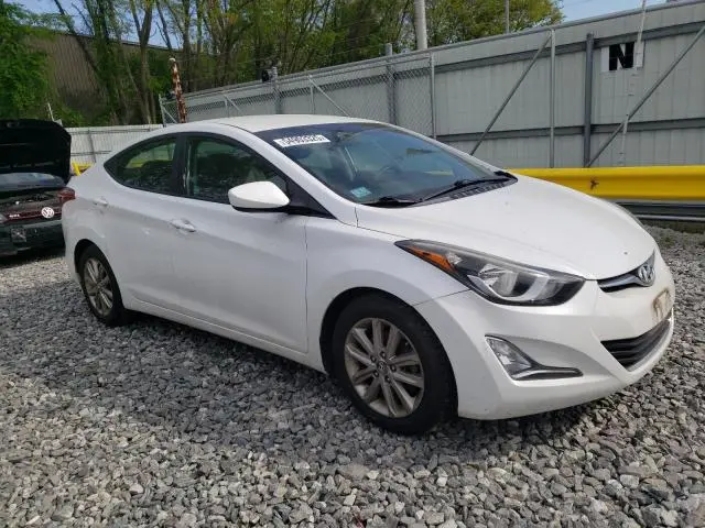 2016 HYUNDAI ELANTRA SE
