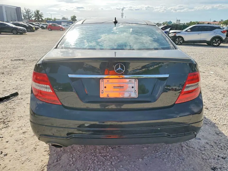2013 MERCEDES-BENZ C 250  