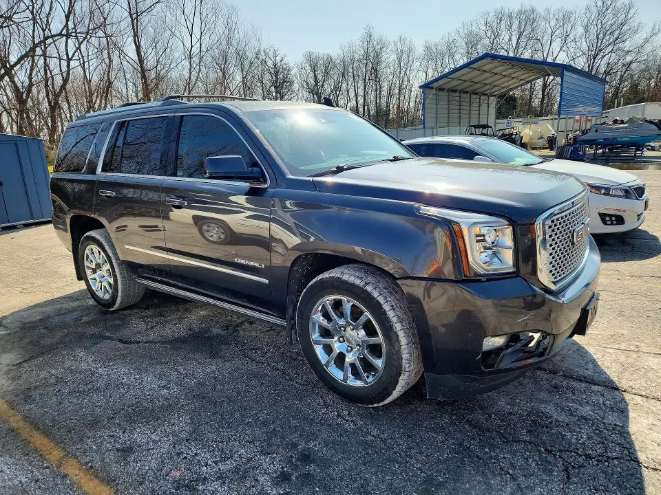 2017 GMC YUKON DENALI  