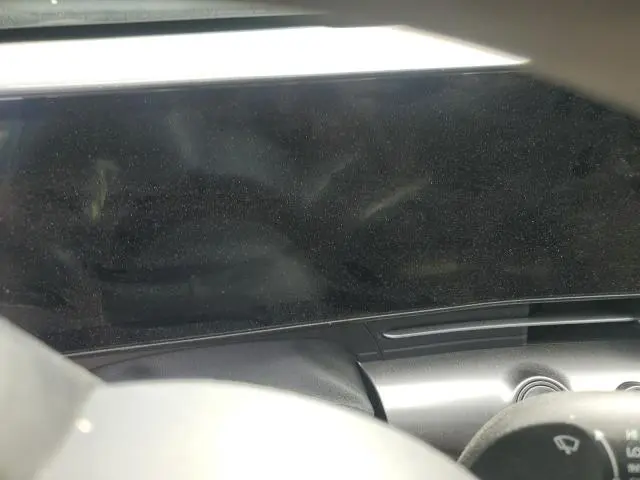 2024 HYUNDAI KONA SE  