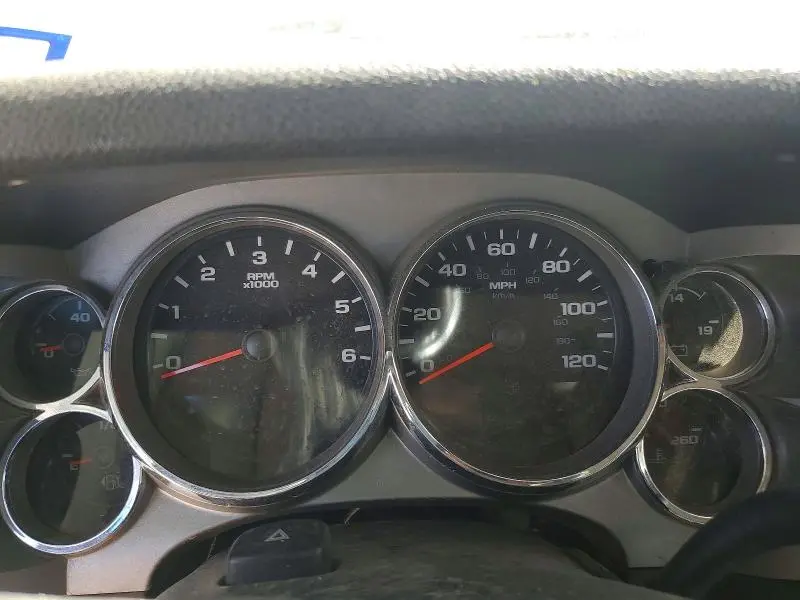 2011 CHEVROLET SILVERADO C1500 LT  