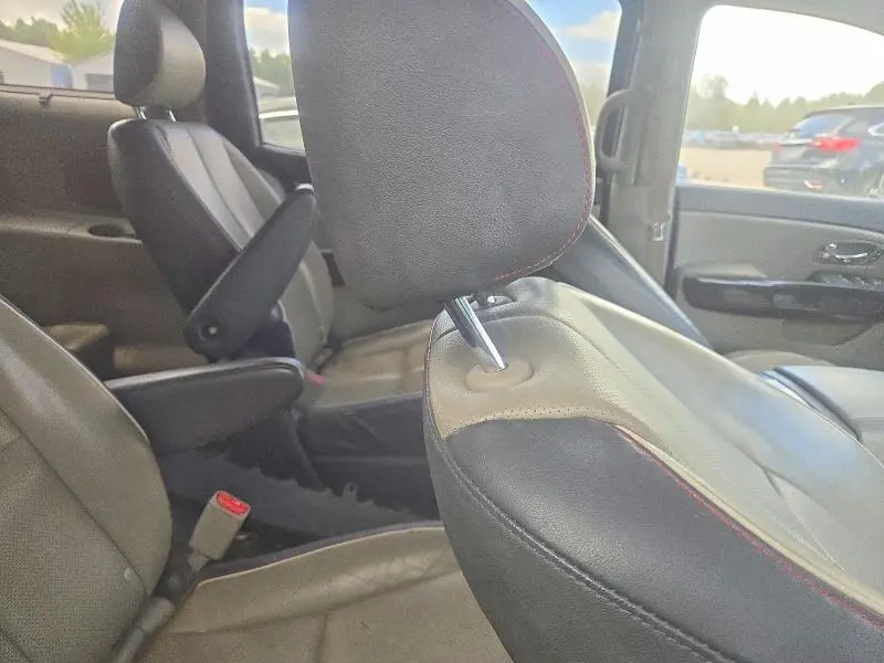 2016 KIA SEDONA EX  