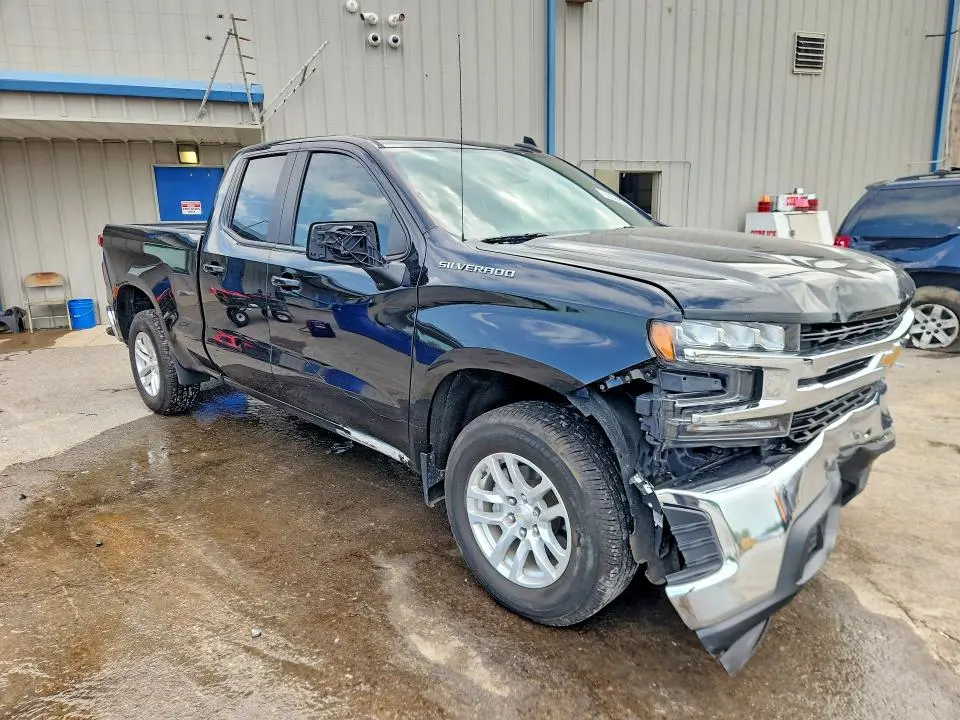 2020 CHEVROLET SILVERADO C1500 LT  