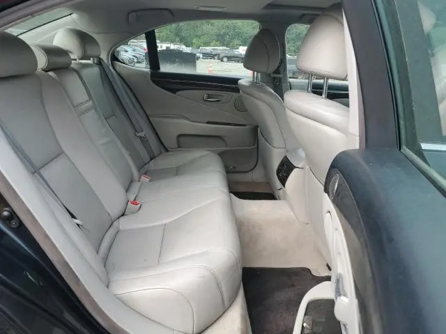 2010 LEXUS LS 460  