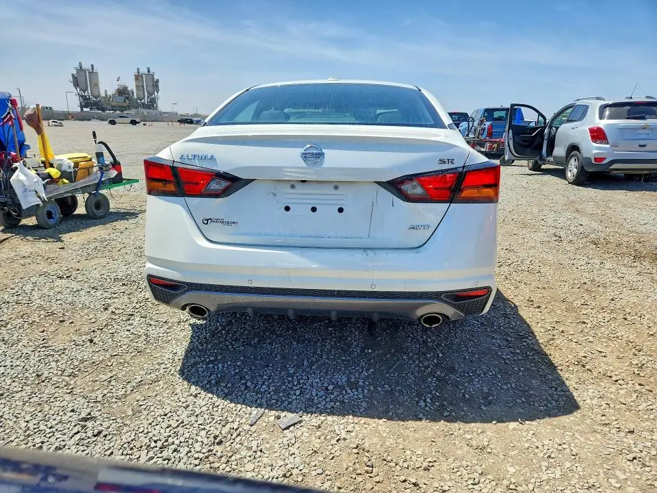 2020 NISSAN ALTIMA SR  