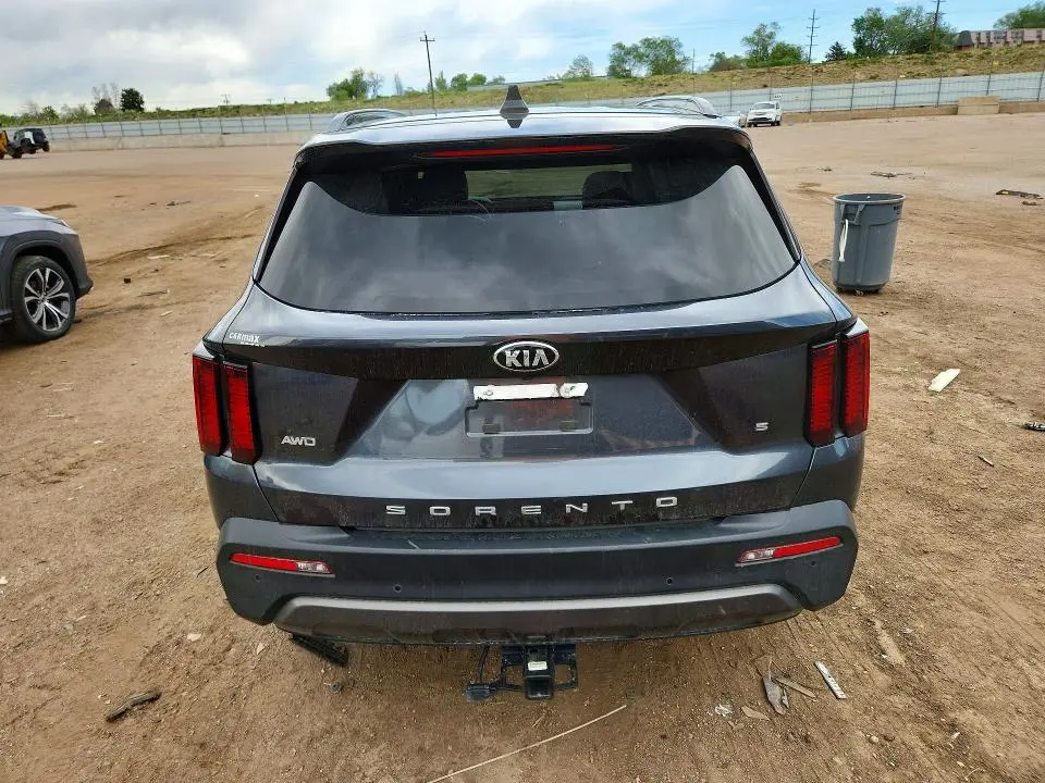 2021 KIA SORENTO S  