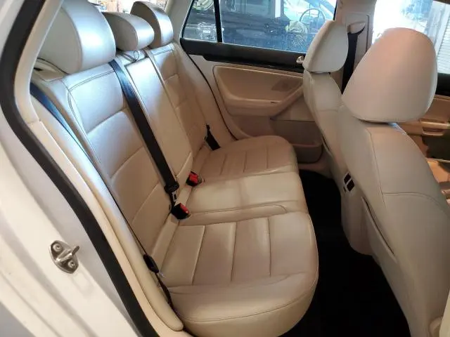 2011 VOLKSWAGEN JETTA TDI  
