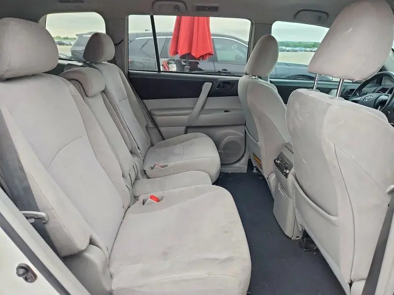 2011 TOYOTA HIGHLANDER BASE  