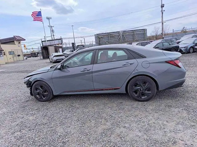 2021 HYUNDAI ELANTRA SEL  
