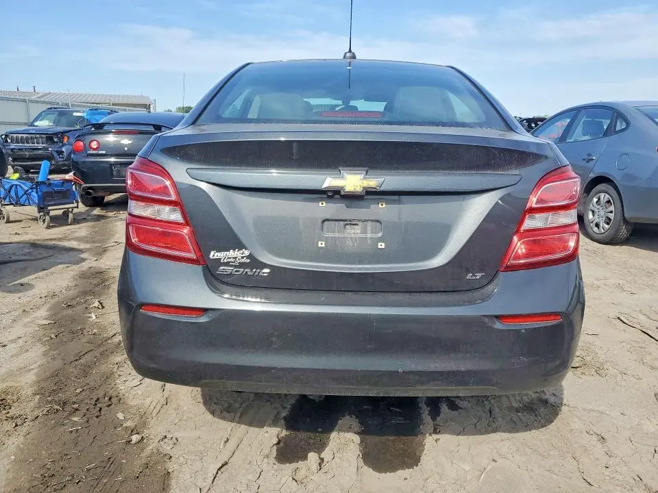 2018 CHEVROLET SONIC LT  