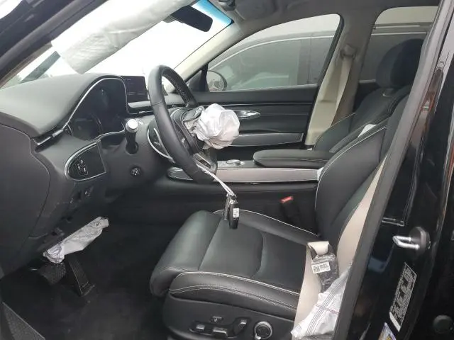 2023 GENESIS GV70 BASE  