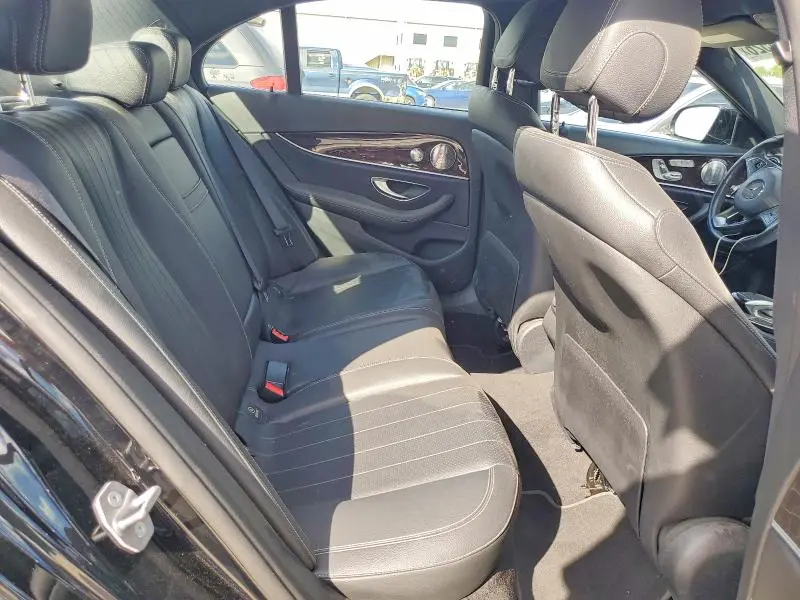 2017 MERCEDES-BENZ E 300  