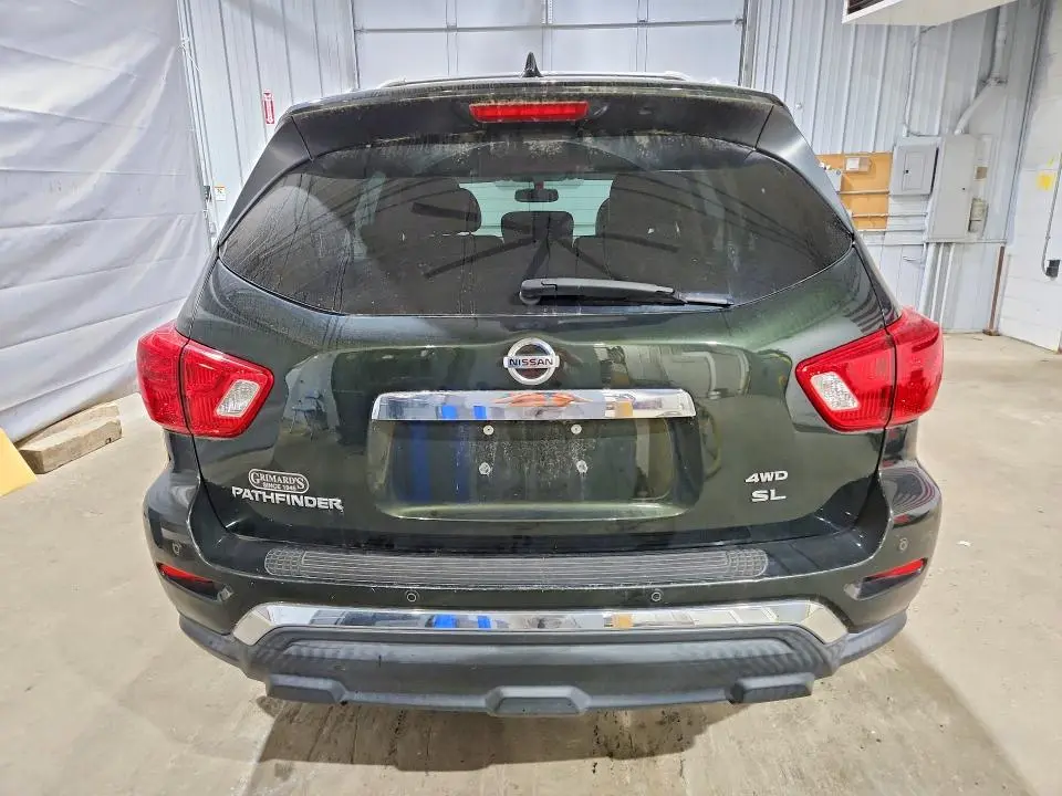 2019 NISSAN PATHFINDER SL  