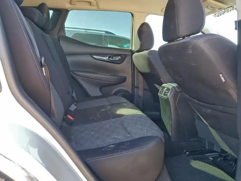 2017 NISSAN ROGUE SPORT S  