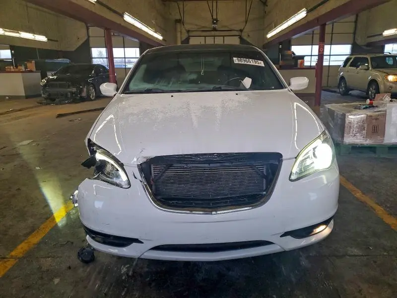 2013 CHRYSLER 200 TOURING  