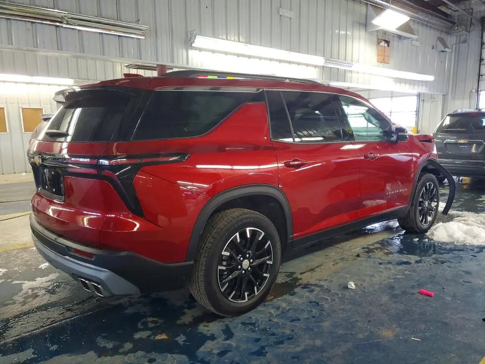 2025 CHEVROLET TRAVERSE LT  