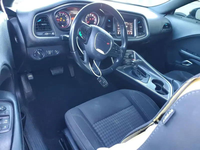 2019 DODGE CHALLENGER SXT  