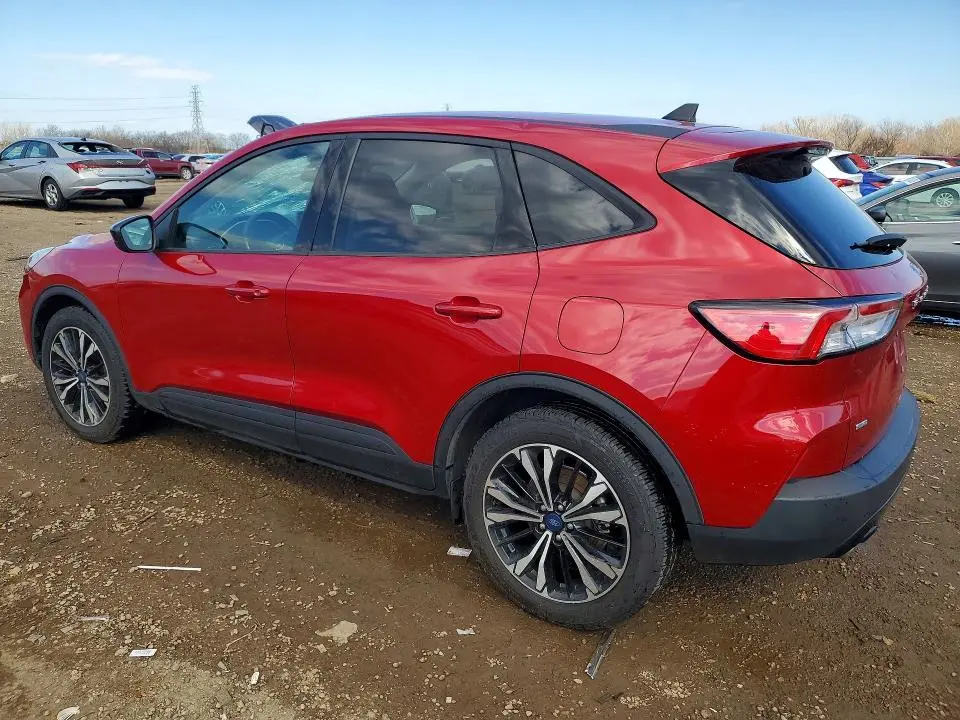 2022 FORD ESCAPE SE  