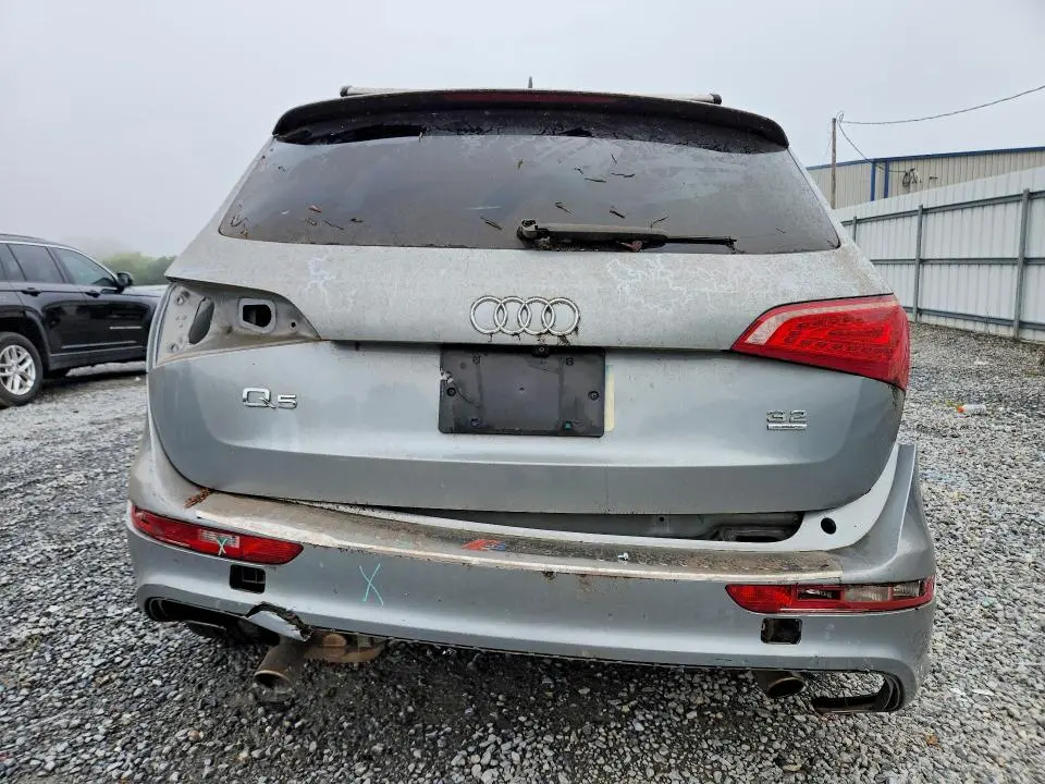 2011 AUDI Q5 PREMIUM PLUS  