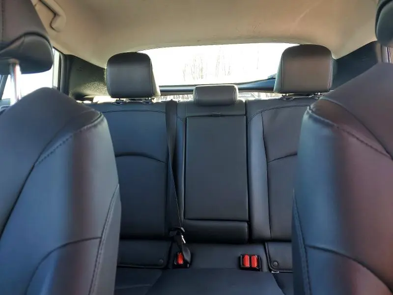 2019 TOYOTA PRIUS XLE AWD-E  