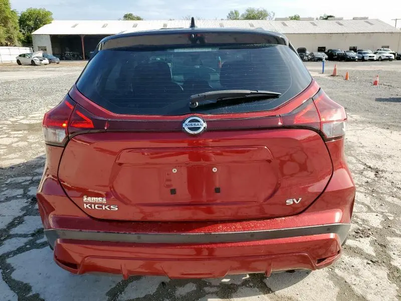 2021 NISSAN KICKS SV  