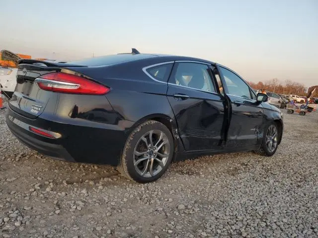 2019 FORD FUSION TITANIUM  