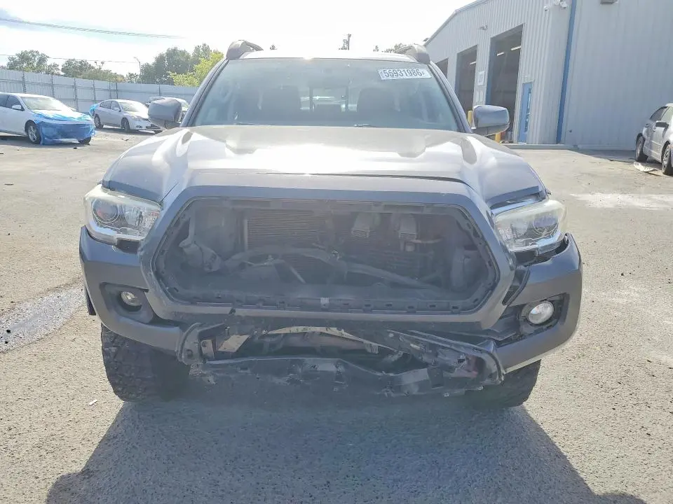 2016 TOYOTA TACOMA SR5 V6  