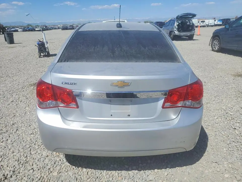 2015 CHEVROLET CRUZE LS  