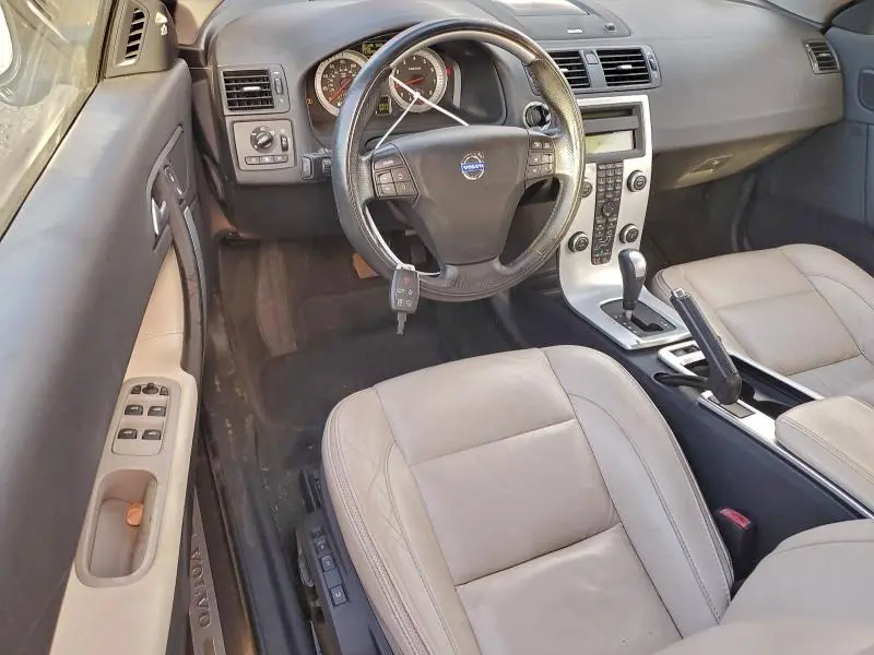 2012 VOLVO C70 T5  
