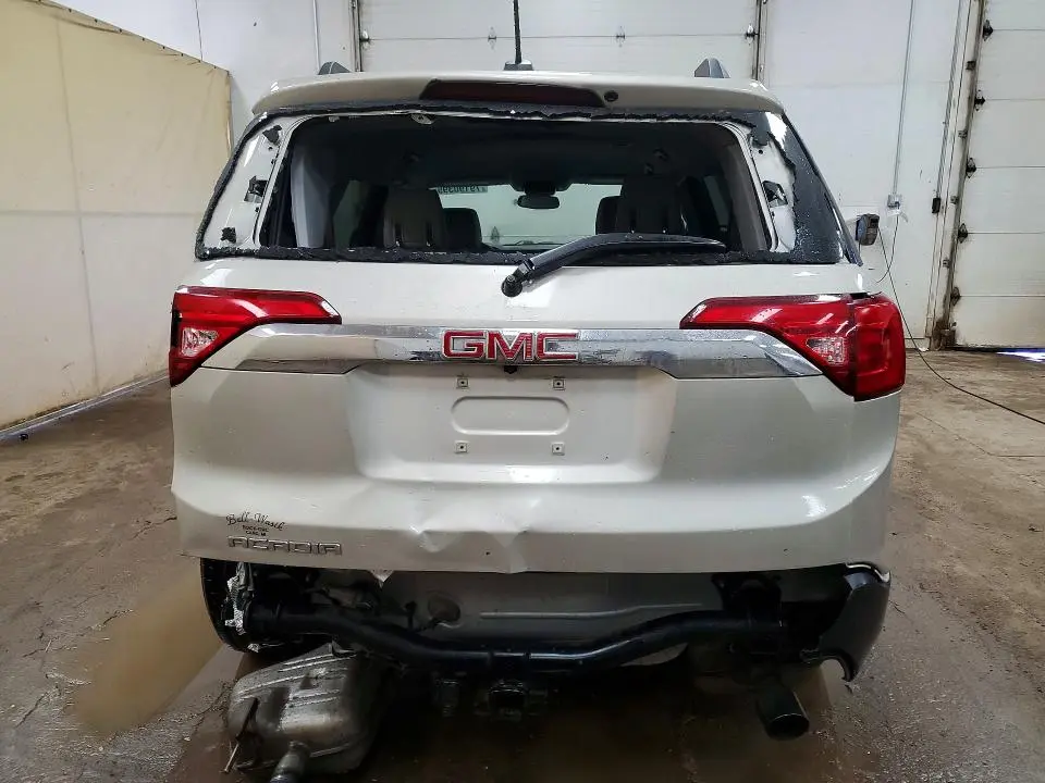 2017 GMC ACADIA SLT-1  