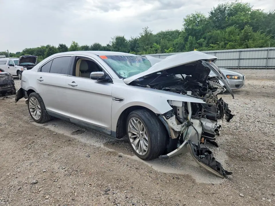 2015 FORD TAURUS LIMITED  