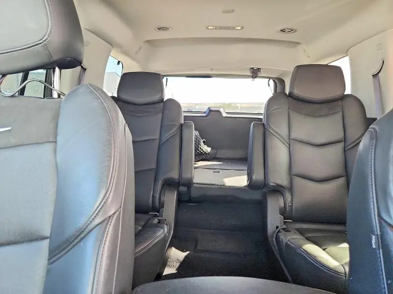 2017 CADILLAC ESCALADE LUXURY  