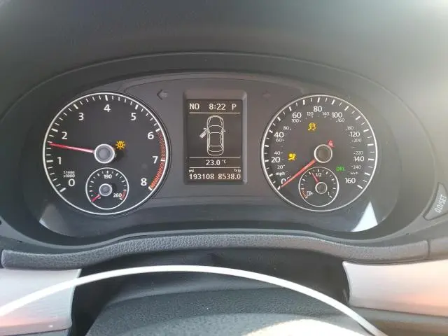 2013 VOLKSWAGEN PASSAT SE  
