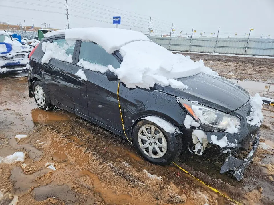 2013 HYUNDAI ACCENT GS  