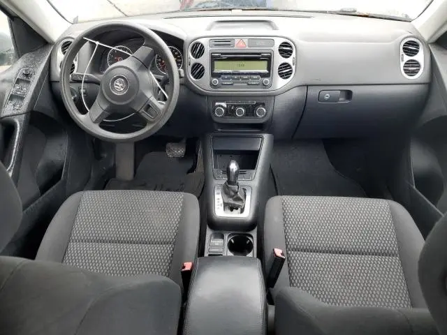 2011 VOLKSWAGEN TIGUAN S  