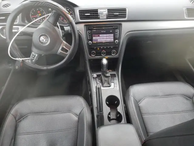 2015 VOLKSWAGEN PASSAT S  