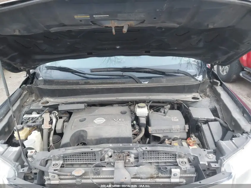 2013 NISSAN PATHFINDER SL