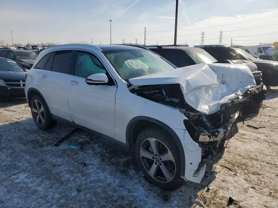 2022 MERCEDES-BENZ GLC 300 4MATIC  