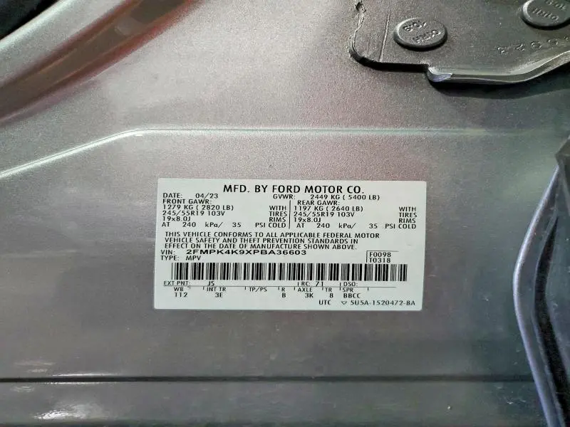 2023 FORD EDGE TITANIUM  