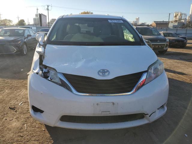 2012 TOYOTA SIENNA LE