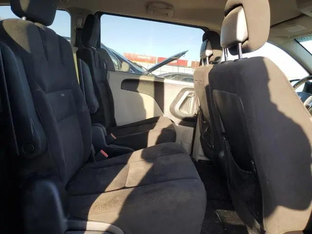 2016 DODGE GRAND CARAVAN SE  