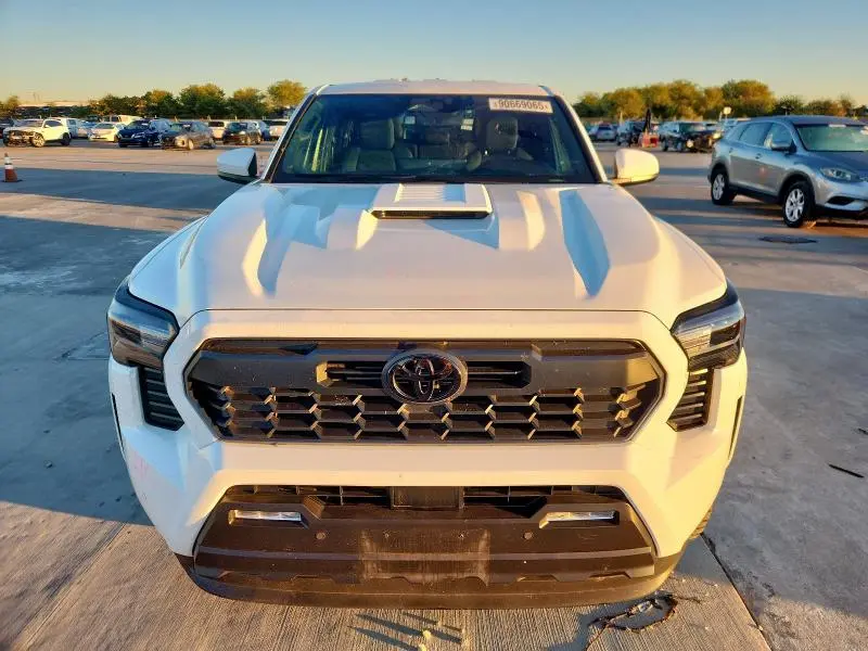 2025 TOYOTA TACOMA DOUBLE CAB  