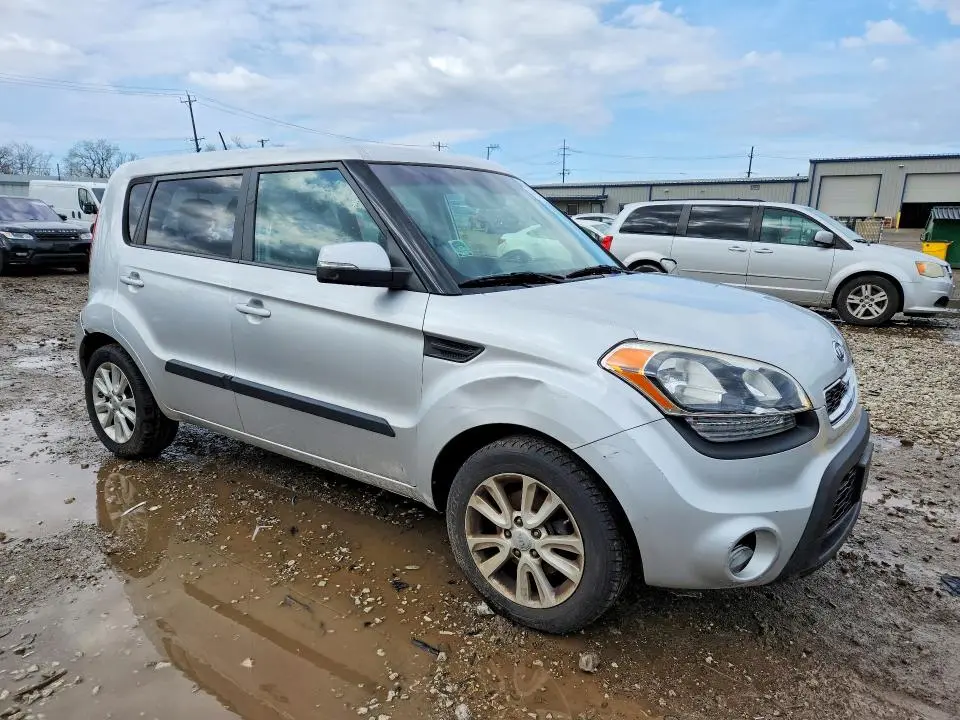 2012 KIA SOUL +  
