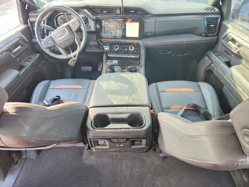 2024 GMC SIERRA K1500 AT4  