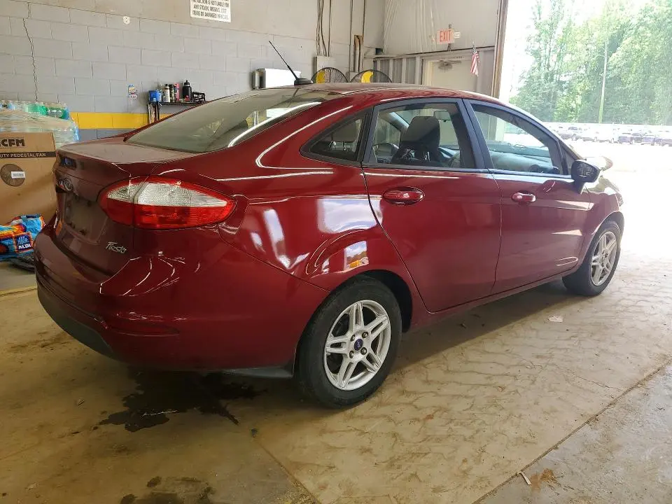 2017 FORD FIESTA SE  