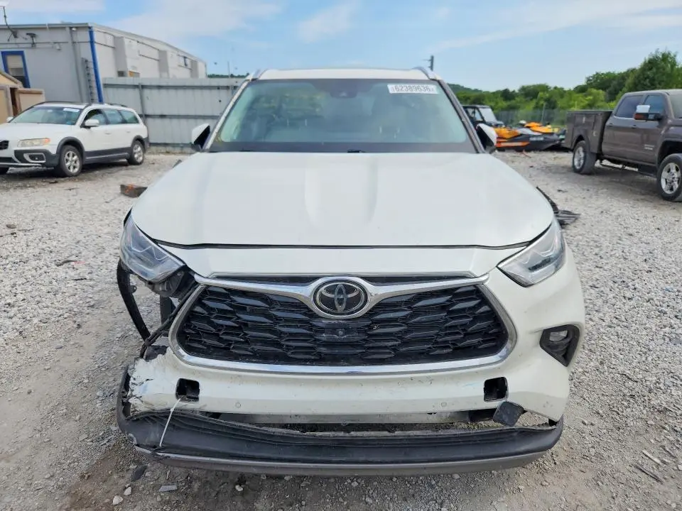 2020 TOYOTA HIGHLANDER PLATINUM  