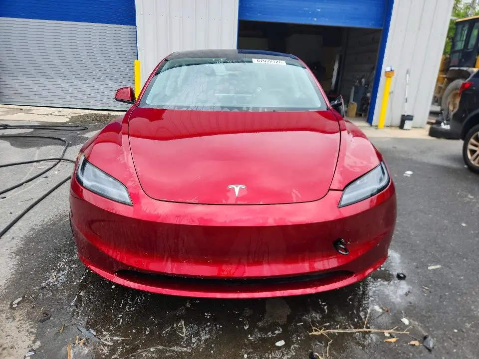 2025 TESLA MODEL 3   