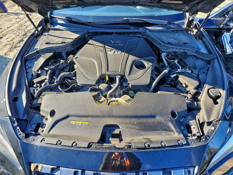 2019 INFINITI Q50 LUXE  